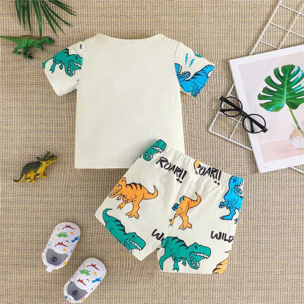 Children all over nice print T Shirt with pants
